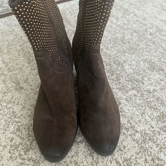 Vaneli Brown Suede Studded Ankle Boots 7 - Picture 3 of 9